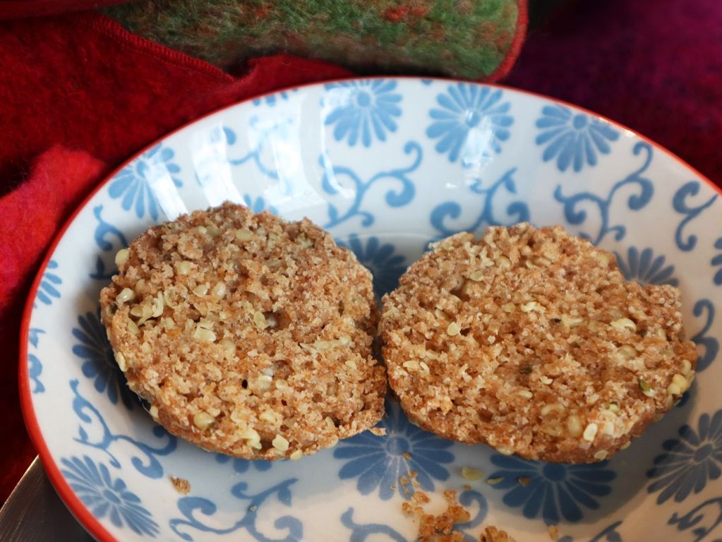 dinkel-hanf-semmel-2